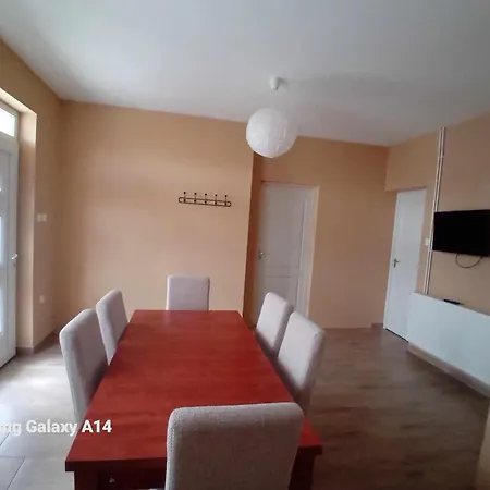 Vakantiehuis Koetel Utcai Vendeghaz