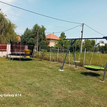 Koetel Utcai Vendeghaz 巴拉顿凯赖斯图尔